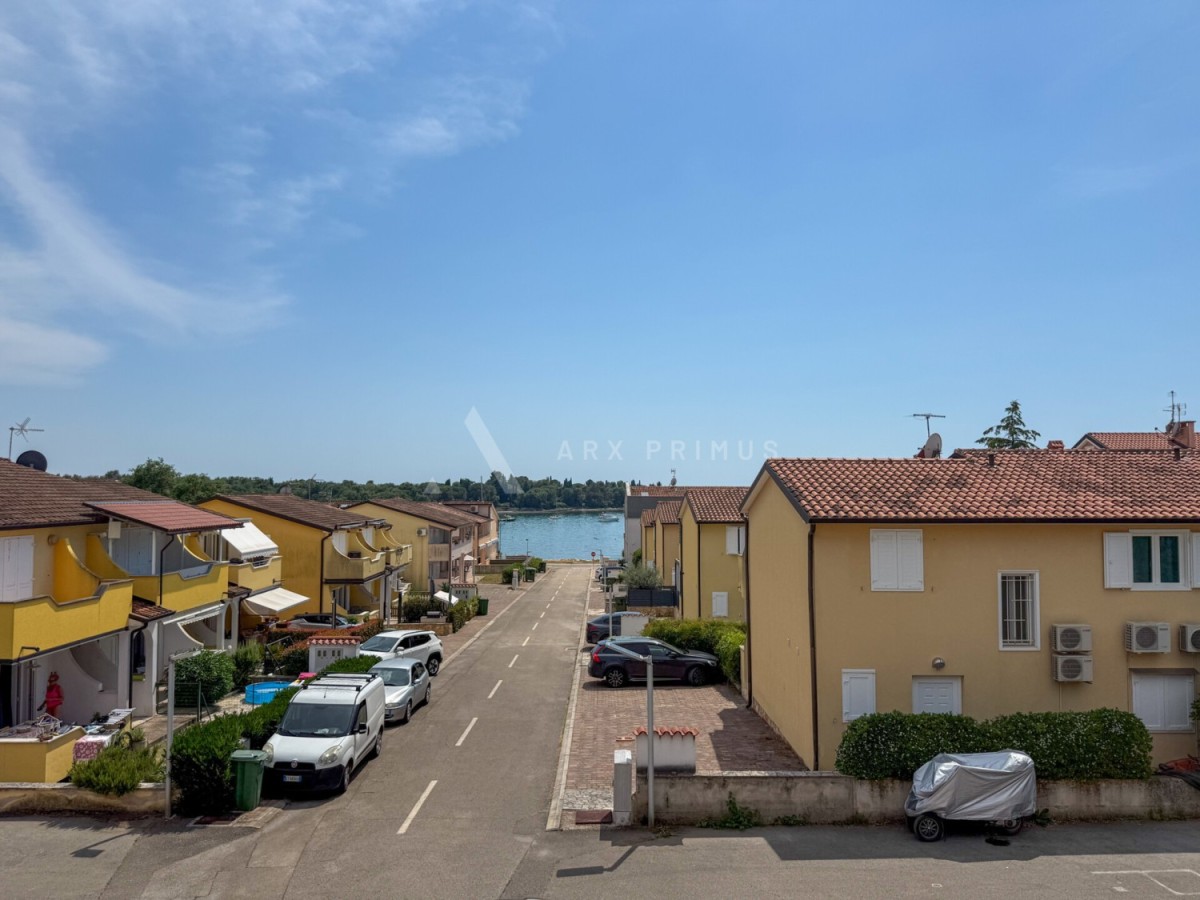 Ferienwohnung in Lovrečica mit Meerblick, 100 m vom Strand entfernt, Garage 41,7 m²