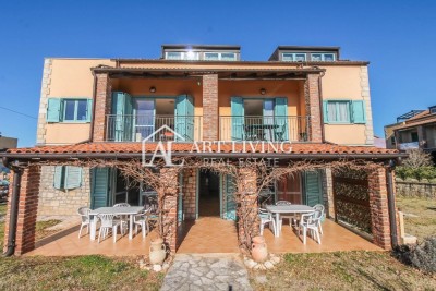 Istra, Poreč, okolica - dvosobni stan sa korištenjem zajedničkog bazena - DUGOROČNI NAJAM