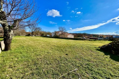 POREČ, OKOLICA ,ATRAKTIVNO GRAĐEVINSKO ZEMLJIŠTE NA TOP LOKACIJI