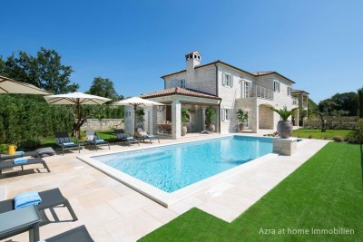 For Sale: Stone Villa with Pool in the heart of Istria