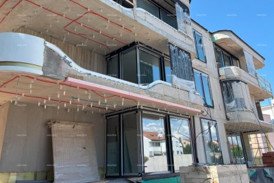 ROVINJ - prodaja stana u luksuznoj rezidenciji uz more / S11