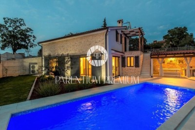 Schönes Haus auf einem großzügigen Grundstück