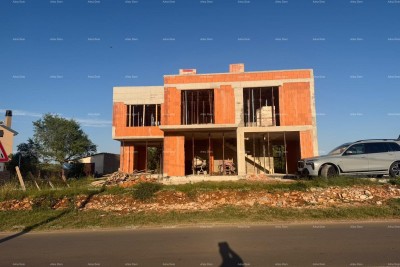 ŠEGOTIĆI, MODERN DOUBLE HOUSE IN NEW CONSTRUCTION WITH PRIVATE GARDEN