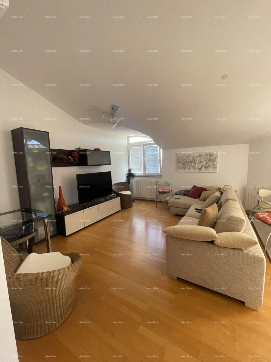 Pula, Veruda – Lungomare, Wohnung, 73 m² mit Garage, 300 m vom Meer