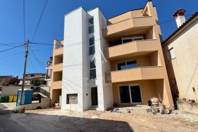 Istra, Ližnjan : Kompaktno stanovanje v 1. nadstropju
