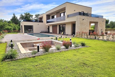 Moderne Villa bei Poreč zu verkaufen