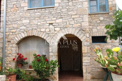 Reihenhaus aus istrischem Stein - 3 km von Poreč entfernt