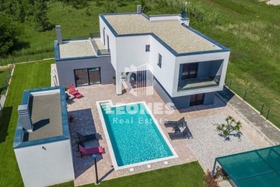 Villa mit Pool in der Nähe von Poreč