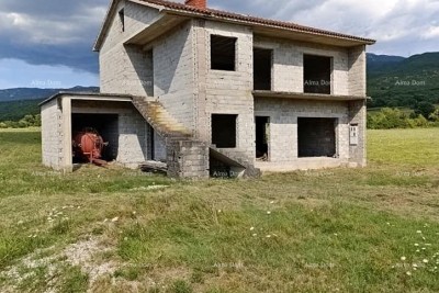 Prodaje se kuća u fazi izgradnje, blizu Lupoglava
