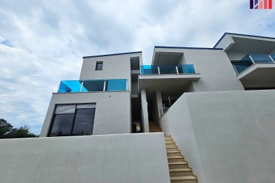 LOVREČICA (UMAG) STANOVANJE NAPRODAJ – NOVOGRADNJA – POGLED NA MORJE