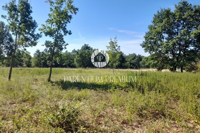 Attractive building plot in a quiet settlement