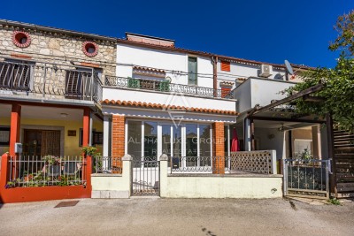Istrien, Poreč : Zwei Apartments 350 m vom Meer