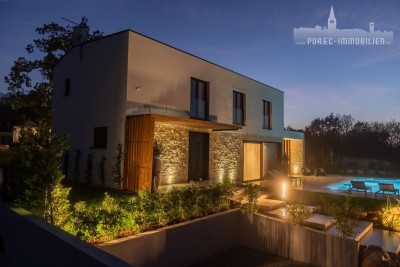 Ekskluzivna vila s bazenom i pogledom na prirodu