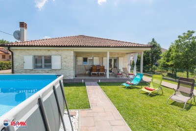 ISTRA, LABIN, OBITELJSKA PRIZEMNICA 2.5 KM OD CENTRA