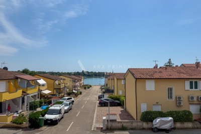 Appartamento a Lovrečica con vista mare, a 100 m dalla spiaggia