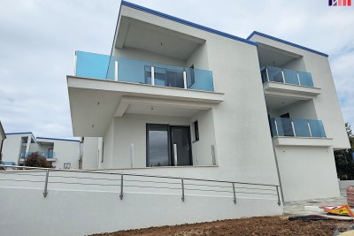 STAN NA DRUGEM NADSTROPJU – POGLEJ NA MORJE – NA PRODAJO – LOVREČICA, UMAG, ISTRA – NOVOGRADNJA