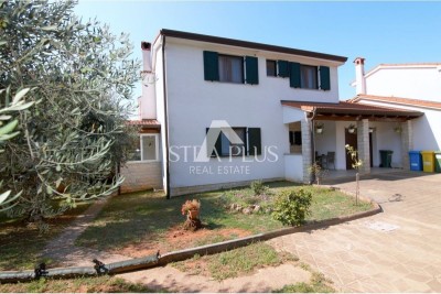 DOPPELHAUS MIT GARAGE - UMGEBUNG VON POREČ