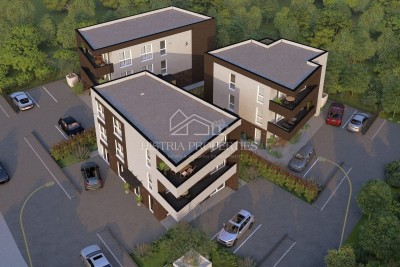 Großer Garten und Wohnung in einem gemütlichen Neubau in Meeresnähe