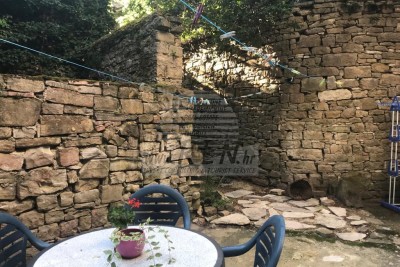 Kuća u okolici Buja