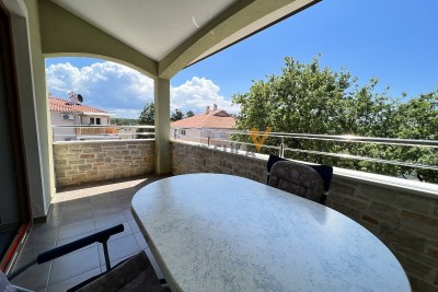 Novigrad, Geräumige Wohnung in Meeresnähe