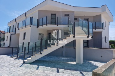 Moderno stanovanje z garažo blizu morja v bližini Umaga, Savudrija