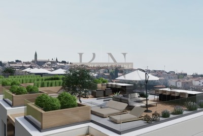 Poreč – appartamento con terrazza privata sul tetto