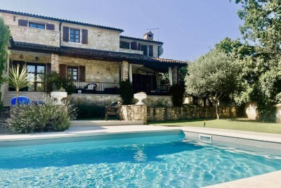 POREČ, SVETI LOVREČ, ATRAKTIVNA SAMOSTOJEĆA KUĆA NA TOP LOKACIJI!