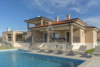 Bella villa di lusso con piscina, Istria, Kaštelir
