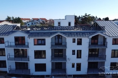 Stanovanje v 2. nadstropju stanovanjske stavbe z dvigalom v Bašaniji