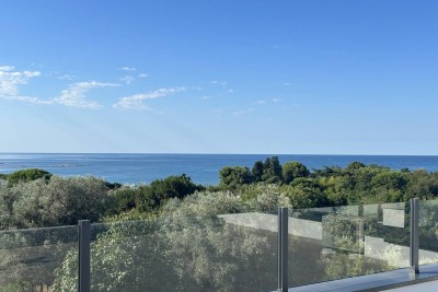 UMAG, OKOLICA, NOVA KUĆA SAMO 400 METARA OD PLAŽE S PANORAMSKIM POGLEDOM NA MORE!