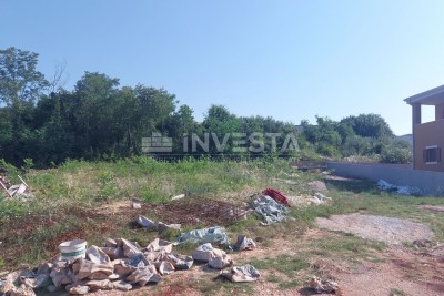 Terreno edificabile con permesso di costruire definitivo