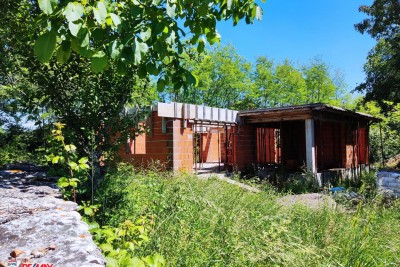 ISTRA,LABIN,OKOLICA, KUĆA OKRUŽENA PRIRODOM, ROH BAU