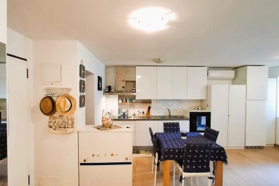 Stanovanje v pritličju v centru Novigrada