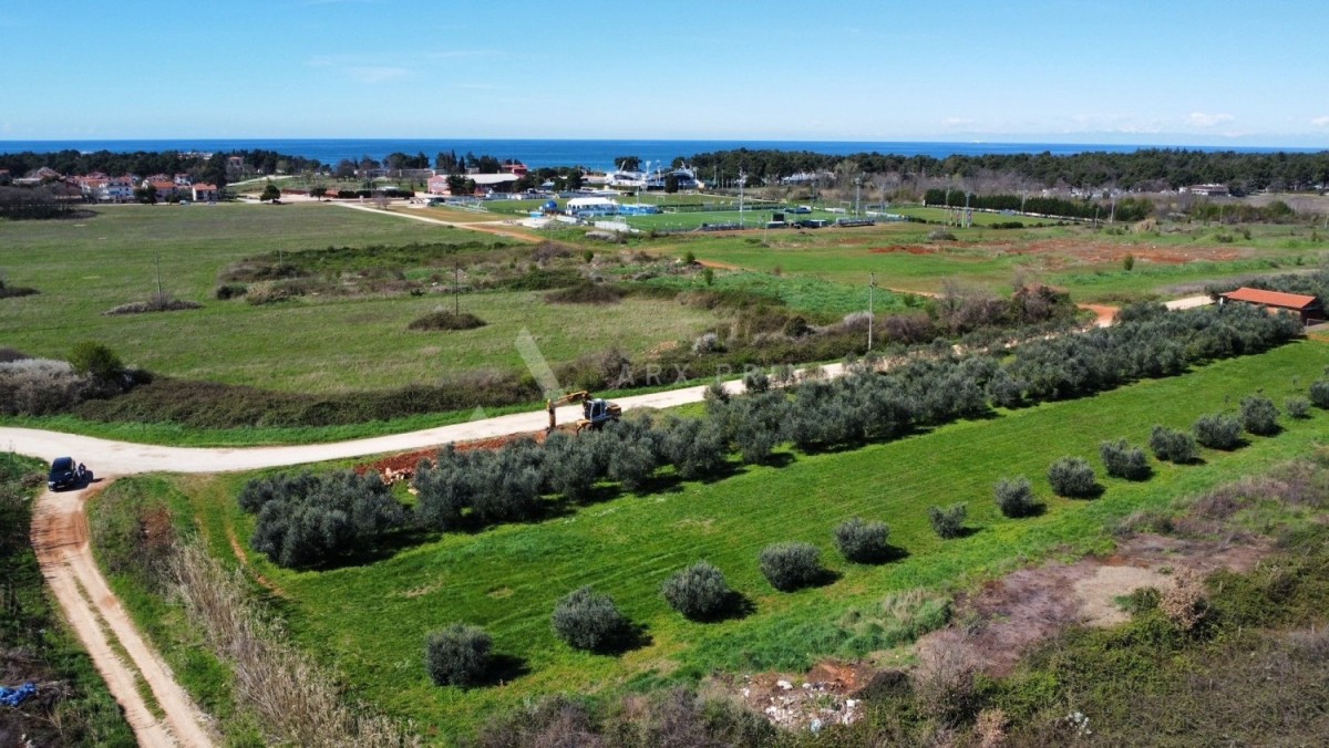 Bauland in der Nähe des Meeres und aller Annehmlichkeiten, Umag