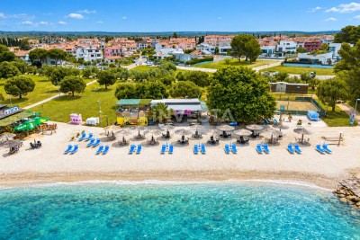 Fažana, veliki stan 100 m od plaže i centra, vrt i garaža