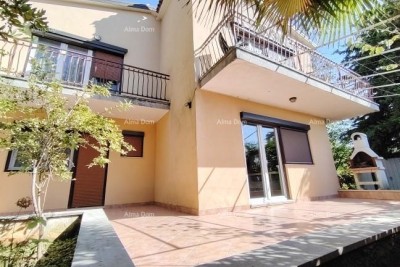 Samostojna hiša, prva vrsta do morja!