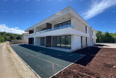 Vendita - Appartamento in costruzione con giardino e posto auto, vicino al villaggio di Rovigno!