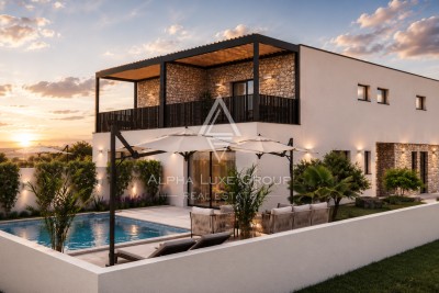 Istria, Savudrija : Modern house with pool