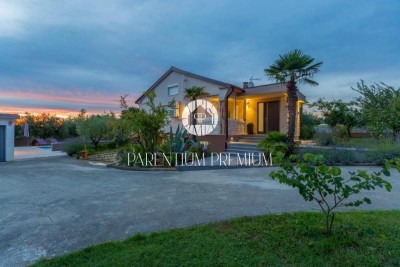 Čudovita vila z velikim vrtom