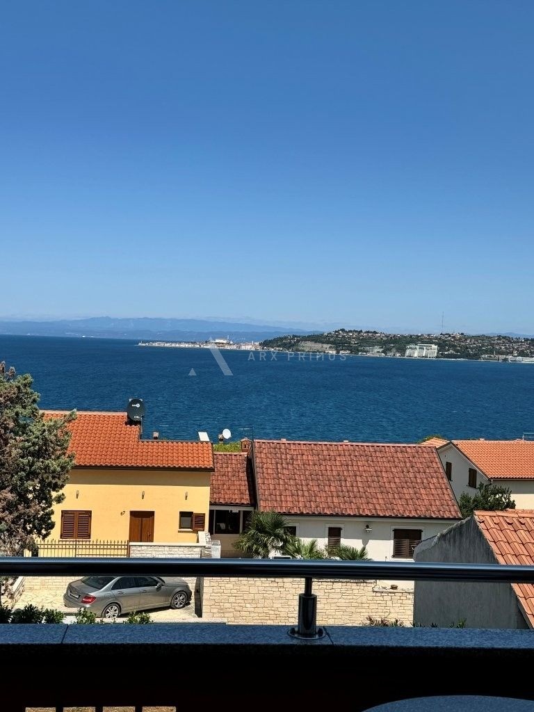 Haus in bester Lage mit wunderschönem Garten, Crveni Vrh, Umag