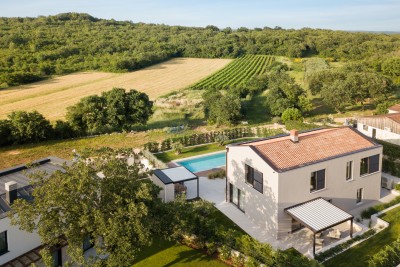 Bellissima villa con benessere e piscina riscaldata, vicino a Orsera, in Istria