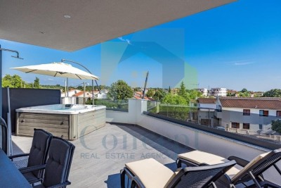 Poreč, Umgebung, Luxuriöse Wohnung im 1. Stock mit Jacuzzi und Sauna