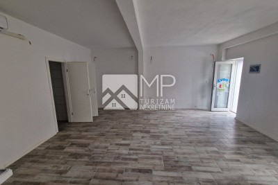 Bedrijfspand Medulin