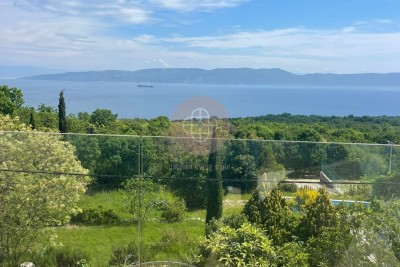 *TOP* Chic apartments with sea views & pool near Labin