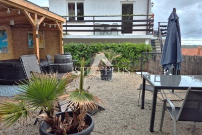 Istrien, Poreč und Umgebung 3km von Meer – Ferienwohnung mit Panoramablick aufs Meer, Terrasse und Garten