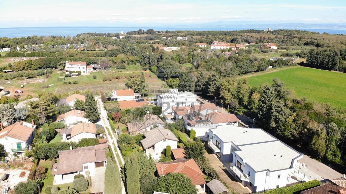 Neue, unbewohnte Wohnung mit Garage und Abstellraum – 400 m vom Strand, Savudrija