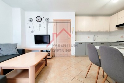 Istria, Poreč area - Apartment 55 m² with two bedrooms, furnished, terrace, parking, storage room