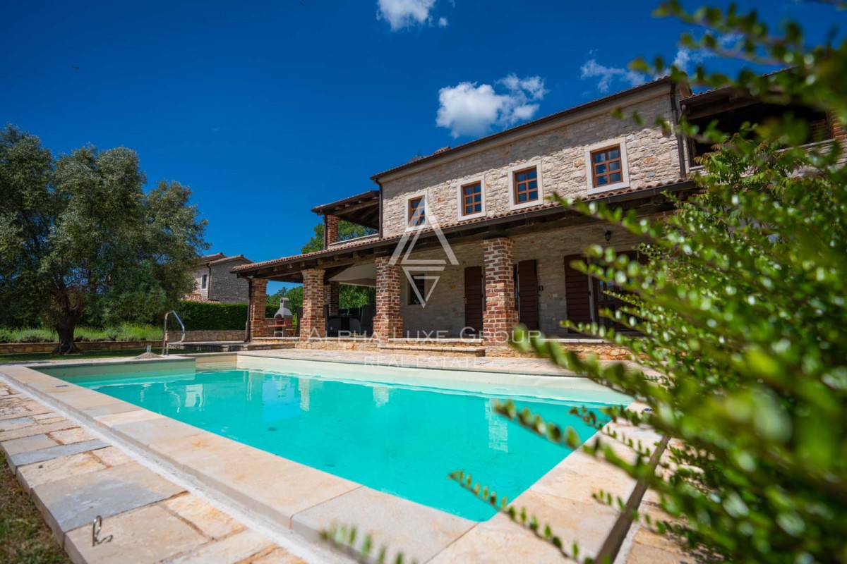 Istrien, Poreč: Rustikale Steinvilla mit Pool nahe Poreč