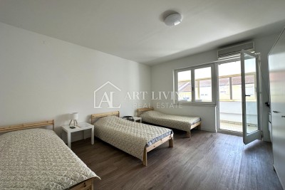 Umag, centro - accogliente appartamento con una camera da letto in affitto a lungo termine, a 300 m dal mare