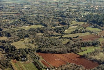 Investeringskans! Verkoop van bouwgrond voor toeristische en horecadoeleinden - T-zone, Ližnjan!